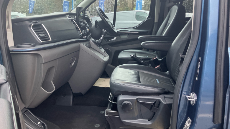 Ford Tourneo Custom Transit Custom Tourneo L1 Diesel Fwd 2.0 EcoBlue 130ps Low Roof 8 Seater Active